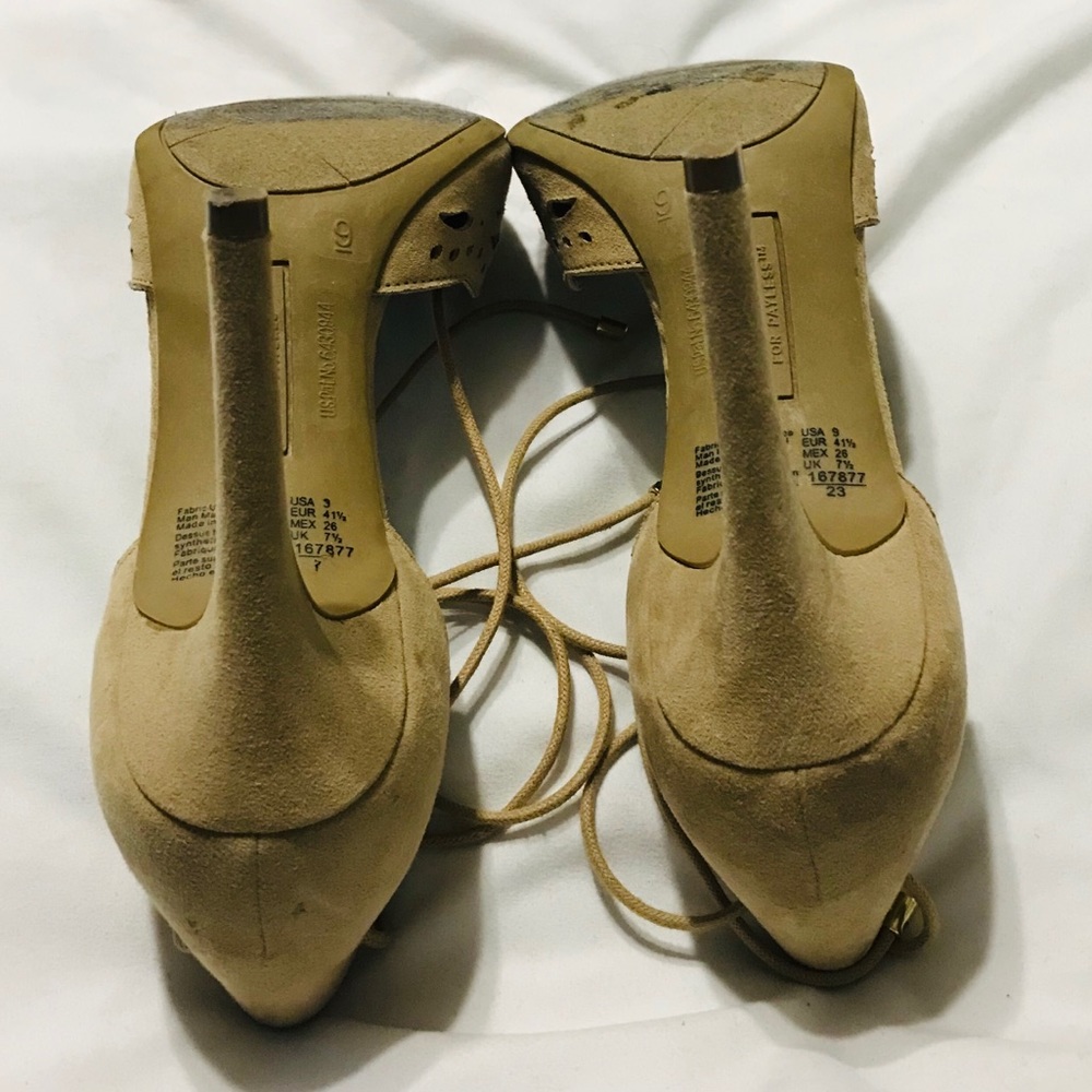 Heels - Picture 4 of 4